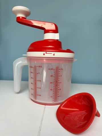 Tupperware DuoChef mixer met maatbeker 1.25 liter beschikbaar voor biedingen
