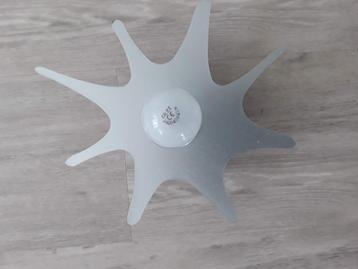 Leuke plafondlamp  beschikbaar voor biedingen