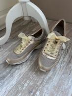 Goudkleurige sneakers. Maat 37., Overige kleuren, Verzenden, Sneakers of Gympen, Zo goed als nieuw
