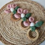 kraamcadeau Handgemaakte bloem rammelaar, Kinderen en Baby's, Kraamcadeaus en Geboorteborden, Ophalen of Verzenden, Nieuw, Kraamcadeau