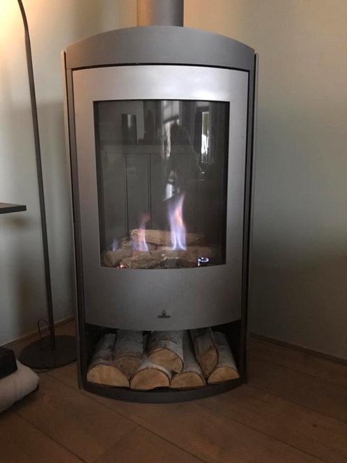 Te koop : moderne, goedwerkende gaskachel., Huis en Inrichting, Kachels, Zo goed als nieuw, Gaskachel, Gas, Ophalen