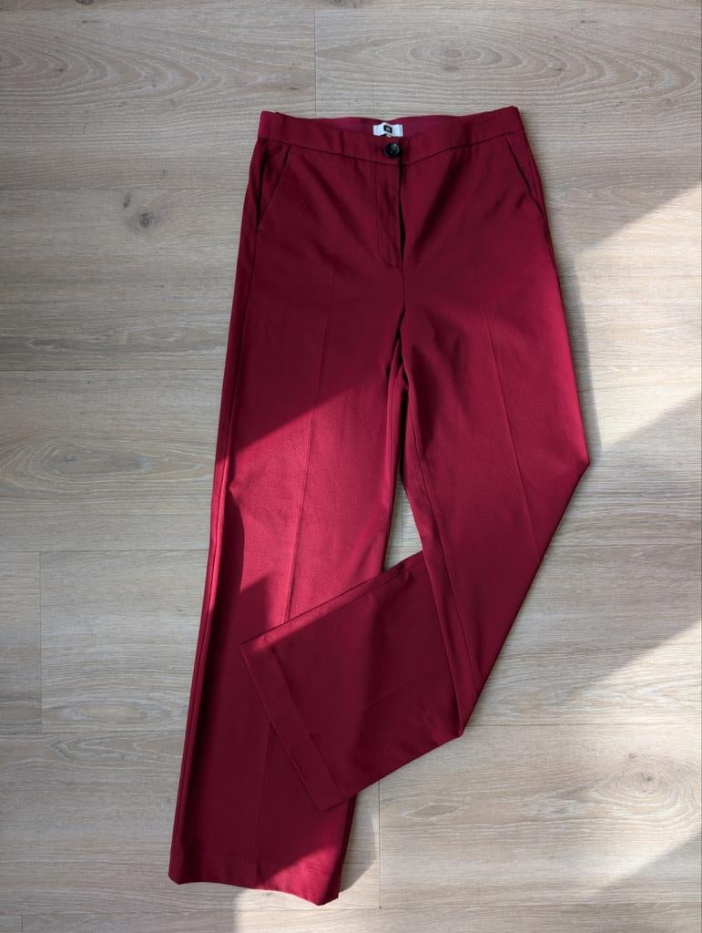 WE Rode Pantalon - Viscose Mix, Kleding | Dames, Broeken en Pantalons, Zo goed als nieuw, Maat 38/40 (M), Rood, Lang, Ophalen of Verzenden