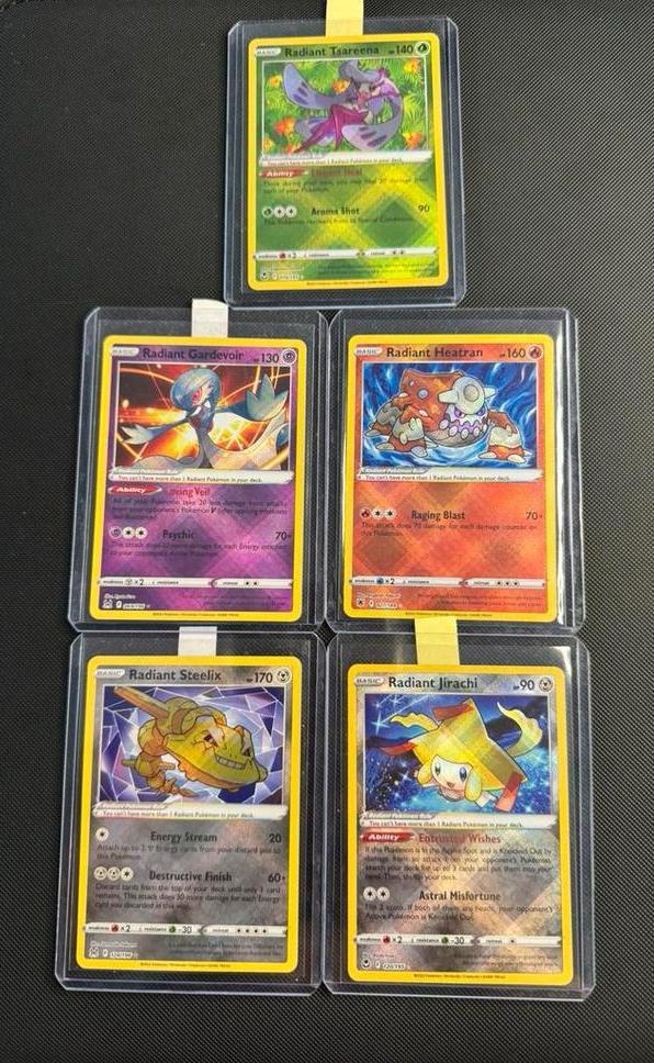 Pokemon Radiant Kaarten, Hobby en Vrije tijd, Verzamelkaartspellen | Pokémon, Zo goed als nieuw, Meerdere kaarten, Foil, Ophalen of Verzenden