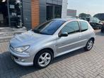 Peugeot 206 1.6-16V Quiksilver Ecc 2003, Voorwielaandrijving, Gebruikt, Zwart, Handgeschakeld