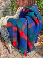 Prachtige blauw/ rood geblokte Dralon plaid/ picknickkleed, Ophalen of Verzenden, Zo goed als nieuw