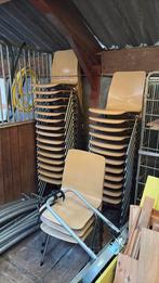 Stapel stoelen stoelen stapelstoel jeugdhonk, Ophalen, Zo goed als nieuw, Eén