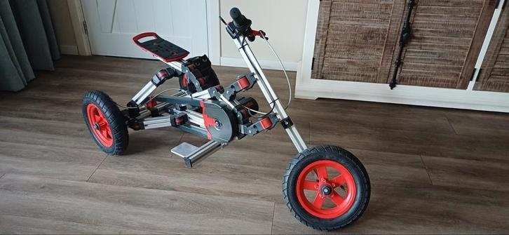 Infento genius kit met e-pulse, Kinderen en Baby's, Speelgoed | Buiten | Skelters, Zo goed als nieuw, Overige merken, Motor, Ophalen