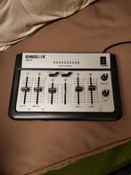 HQ PROMIX 100 mengpaneel 4 kanalen mist 1 knopje., Muziek en Instrumenten, Mengpanelen, Ophalen, Gebruikt, Minder dan 5 kanalen