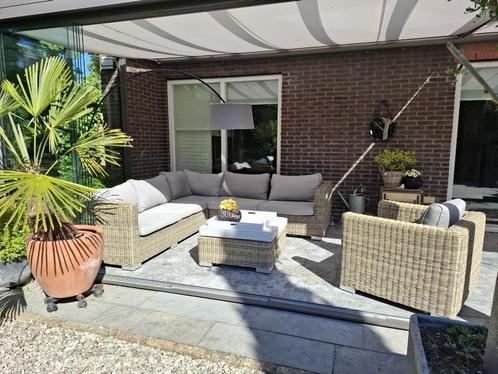 Loungeset. 5 delig + tray, Tuin en Terras, Tuinsets en Loungesets, Zo goed als nieuw, Loungeset, Wicker, 6 zitplaatsen, Bank, Hocker