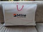 M Line Pillow You kussen Fuchsia, Huis en Inrichting, Ophalen of Verzenden, Zo goed als nieuw, Wit, Rechthoekig