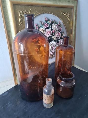 Antieke hoge apothekers fles foto 1 en 2 beschikbaar voor biedingen