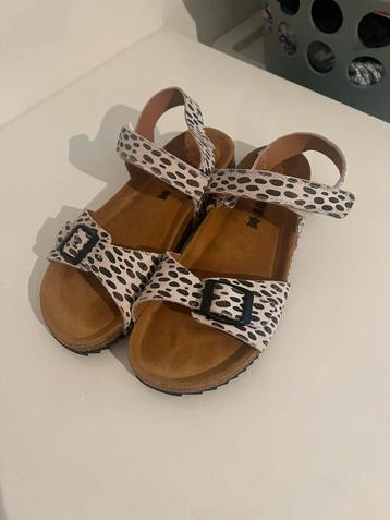 Sandalen meisje maat 35 beschikbaar voor biedingen
