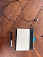Wacom Intuos Pen & Touch Small Tablet teken tablet, Computers en Software, Tekentablets, Ophalen of Verzenden, Multi-touch, Bedraad