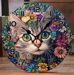 Ronde wandklok van hout Kat met bloemen (25cm), Huis en Inrichting, Ophalen of Verzenden, Nieuw, Wandklok