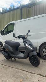 Piaggio Zip 4-takt Snor 2014, Fietsen en Brommers, Scooters | Piaggio, Ophalen of Verzenden, Zo goed als nieuw, Benzine, Zip