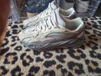 yeezy 700, Verzenden, Zo goed als nieuw