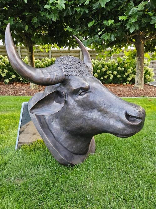 PRACHTIGE LEVENSGROTE ZWARE BRONZEN STIERENKOP >>> BRONS<<<, Tuin en Terras, Tuinbeelden, Nieuw, Dierenbeeld, Overige materialen