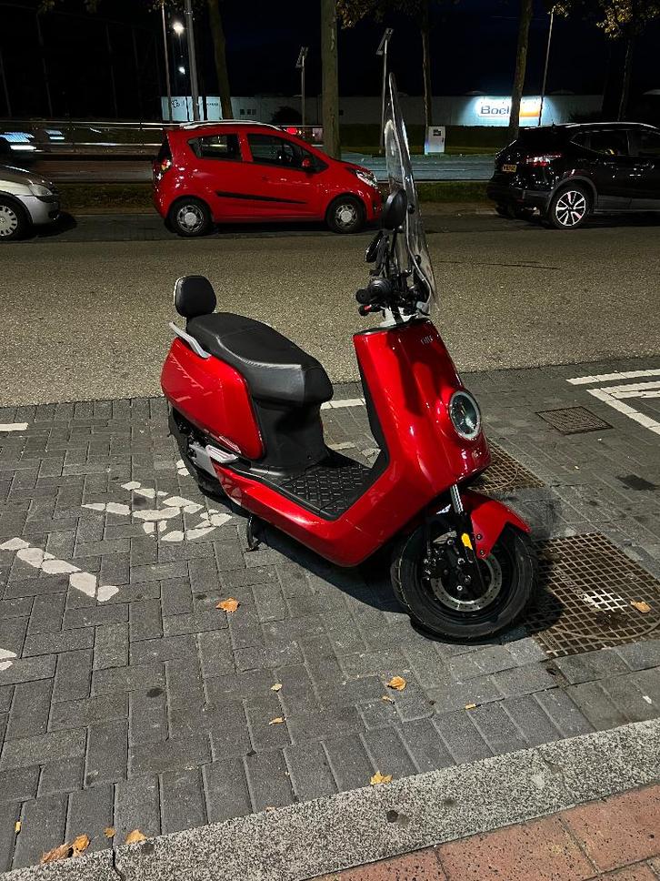 NIU Scooter 2020, Fietsen en Brommers, Scooters | Overige merken, Gebruikt, Maximaal 25 km/u, Elektrisch, Ophalen