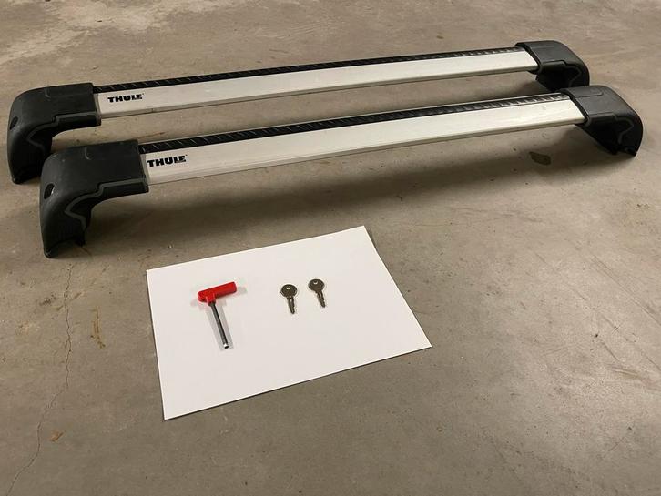 Thule WingBar Edge 8686 met kit 4059, Auto diversen, Dakdragers, Gebruikt, Ophalen