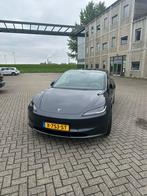 Tesla Model 3 2024 Stealth grey, Auto's, Tesla, Automaat, 27 €/maand, Achterwielaandrijving, Zwart
