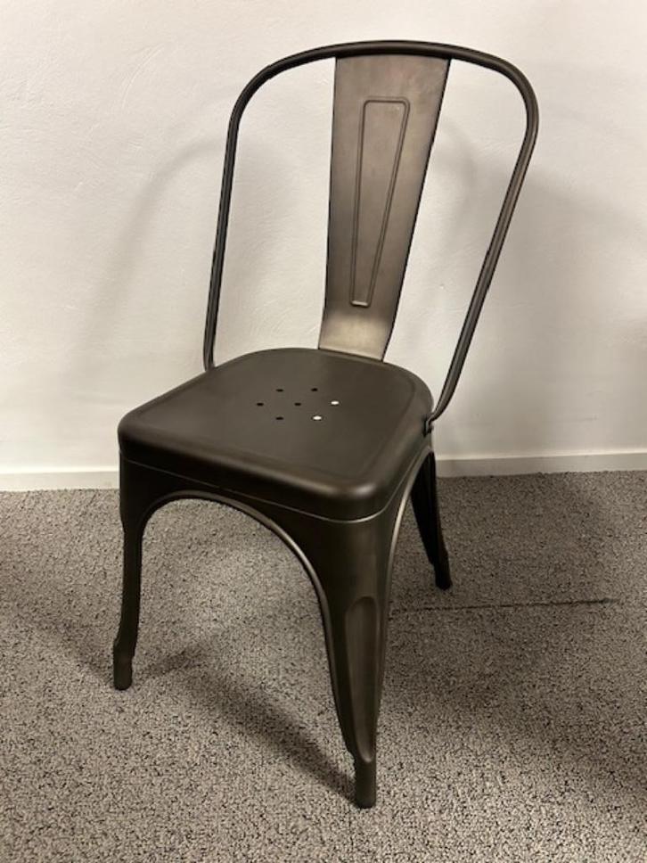 stapelstoel metal, Huis en Inrichting, Stoelen, Gebruikt, Drie, Metaal, Overige kleuren, Ophalen