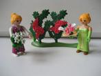 playmobil 2 dames in tuin met bloemen, Ophalen of Verzenden, Zo goed als nieuw