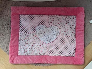 Prenatal boxkleed  beschikbaar voor biedingen
