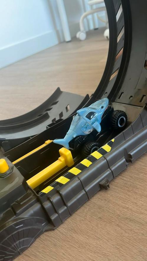 Hot Wheels - Shark Attack Set, Kinderen en Baby's, Speelgoed | Racebanen, Zo goed als nieuw, Handmatig, Hot Wheels, Ophalen of Verzenden