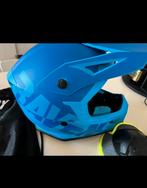 Complete uitrusting voor de bmx fietscross/motorcross, Bovenkleding, Zo goed als nieuw, Ophalen, Overige maten