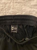 Hummel trainingsbroek mt 128, Ophalen of Verzenden, Zo goed als nieuw, Overige maten, Zwart
