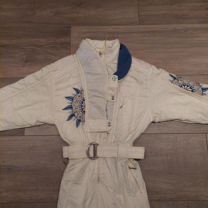 Vintage / retro 90s fout skipak maat M / 38 merk Silvy, Kleding | Dames, Wintersportkleding, Gedragen, Pak, Maat 38/40 (M), Ophalen of Verzenden