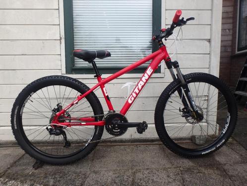 Gitane Rocks 26 disc (26er) - Frame-maat = 15 inch (38.5 cm), Fietsen en Brommers, Fietsen | Mountainbikes en ATB, Zo goed als nieuw