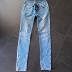 Leuke skinny spijkerbroek maat 25 nu, Ophalen of Verzenden, Zo goed als nieuw, W27 (confectie 34) of kleiner, Blauw