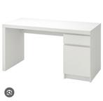 IKEA MALM bureau, Huis en Inrichting, Bureaus, Ophalen, Zo goed als nieuw