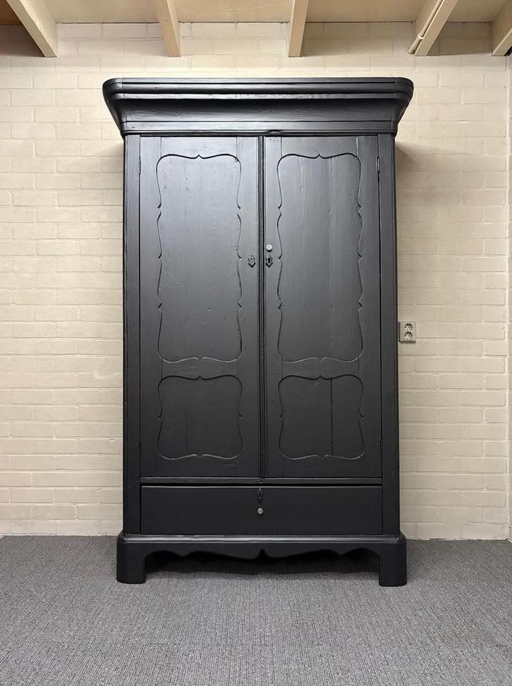 Landelijke grenen biedemeier kast uitvoering mat zwart, Huis en Inrichting, Kasten | Kledingkasten, Gebruikt, 200 cm of meer, 100 tot 150 cm