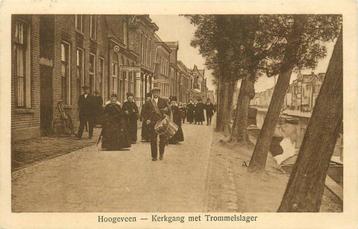 (388-013-021) Hoogeveen Kerkgang met Trommelslager beschikbaar voor biedingen