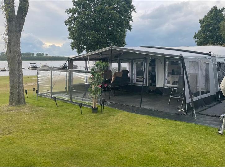 Hobby Prestige umfe 650 incl Brand tent en luifel, Caravans en Kamperen, Caravans, Particulier, tot en met 5, Rondzit, Hobby, Dwarsbed