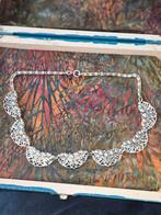 Zilverkleurige ketting, Ophalen of Verzenden, Zilver, Overige materialen