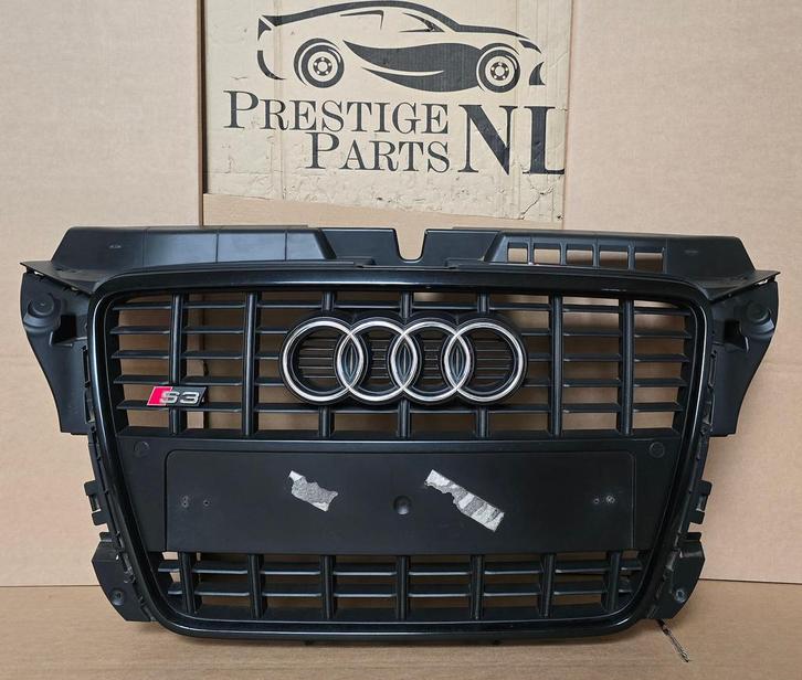 Grill Audi A3 8P Facelift S3 Origineel 2008-2012 8P0853651F, Auto-onderdelen, Carrosserie en Plaatwerk, Bumper, Voor, Gebruikt