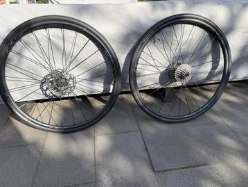Shimano RS Aluminium Wielset Disc (+Pathfinder +Casette) beschikbaar voor biedingen