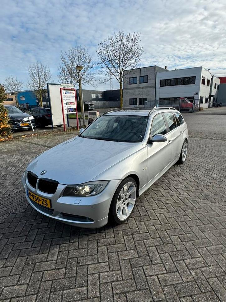 BMW 3-serie Touring 325i Dynamic Executive | AUT | ACC, Auto's, BMW, Particulier, 3-Serie, Benzine, Stationwagon, Automaat, Geïmporteerd