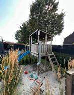 Ruim speelhuis inclusief glijbaan, Kinderen en Baby's, Speelgoed | Buiten | Speeltoestellen, Ophalen, Gebruikt, Glijbaan