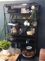 Riverdale metalen wandkast / wandrek, Ophalen, Met plank(en), Zo goed als nieuw, Minder dan 150 cm