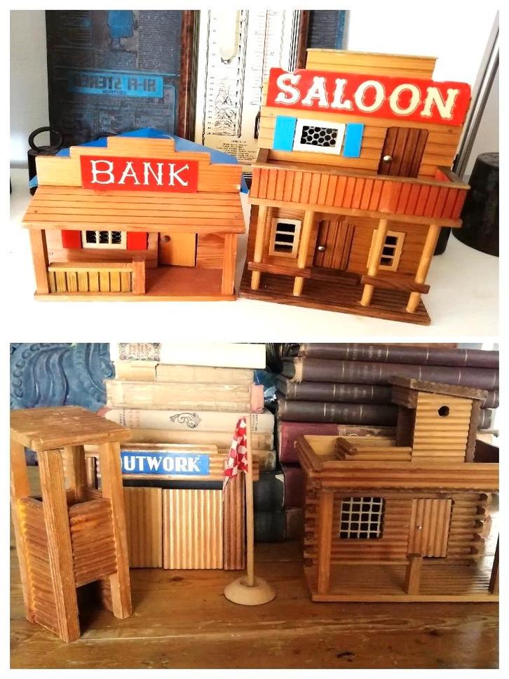 Elastolin western bank en saloon jaren '70 huisje, Verzamelen, Speelgoed, Zo goed als nieuw, Ophalen of Verzenden