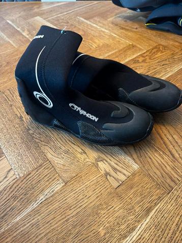 Neopreen schoen thyphoon mt8 beschikbaar voor biedingen