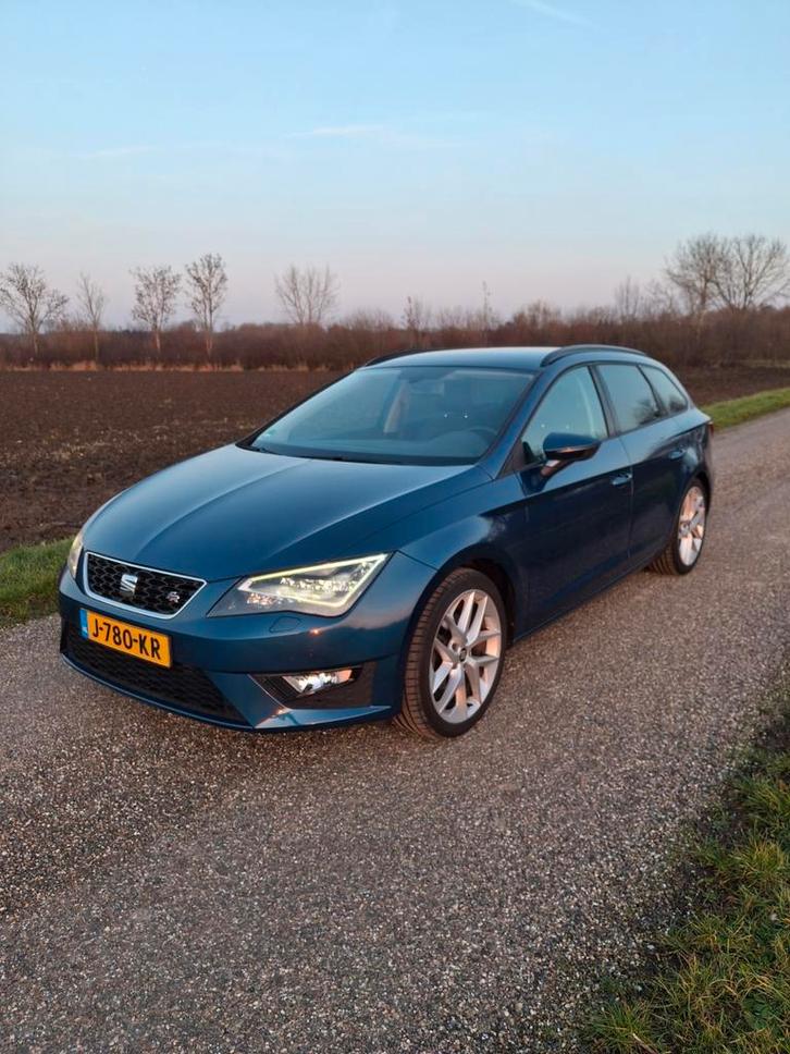 Seat Leon 1.4 FR TSI 2015 Blauw incl winterbanden, Auto's, Seat, Particulier, Leon, ABS, Airbags, Airconditioning, Alarm, Bluetooth