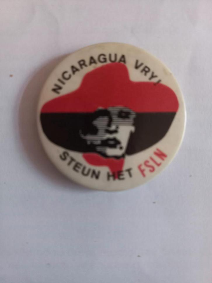 Vintage Nicaragua FSLN Button, Verzamelen, Speldjes, Pins en Buttons, Gebruikt, Button, Stad of Land, Ophalen of Verzenden