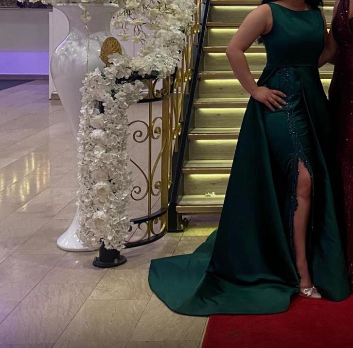 Smaragdgroene couture jurk – Gülcan Ocak – handgemaakt, Kleding | Dames, Gelegenheidskleding, Zo goed als nieuw, Galajurk, Maat 38/40 (M)