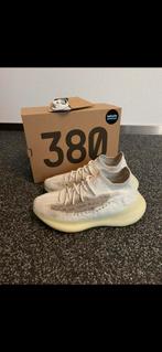 Yeezy boost 380 maat 43 1/3, Kleding | Heren, Schoenen, Ophalen, Zo goed als nieuw