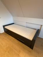 WOOOD Dennis Bed incl. bedlade - Staalgrijs Grenenhout, Ophalen, 90 cm, Eenpersoons, Zo goed als nieuw